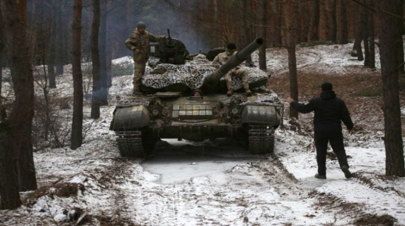 وزير الدفاع الأوكراني يرى فرصة للانتصار على روسيا هذا العام